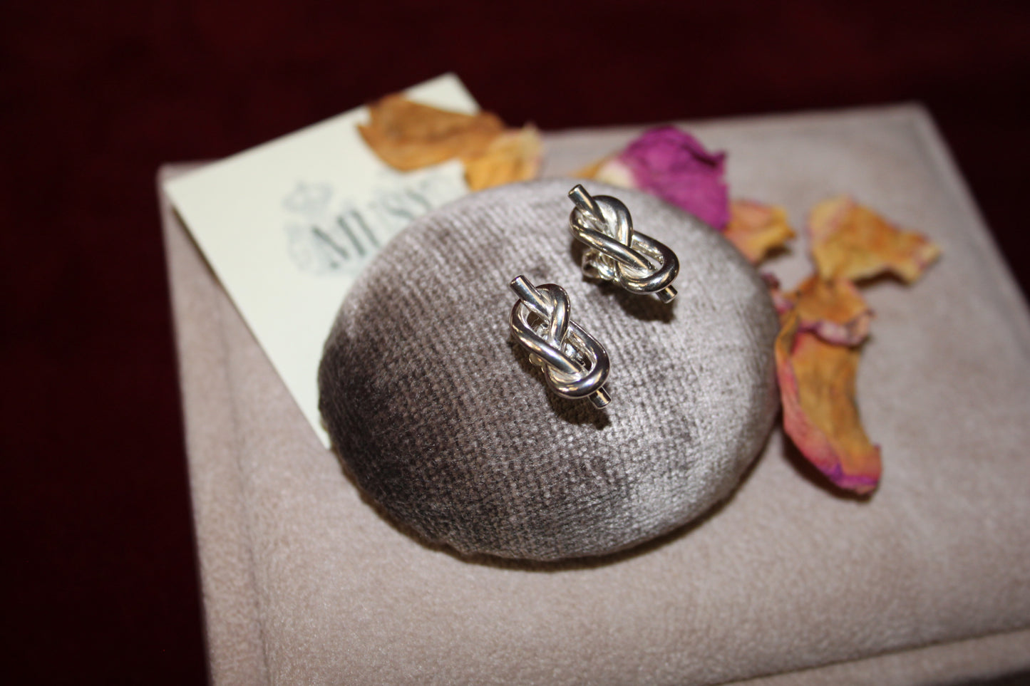 Orecchini Nodo Savoia a lobo