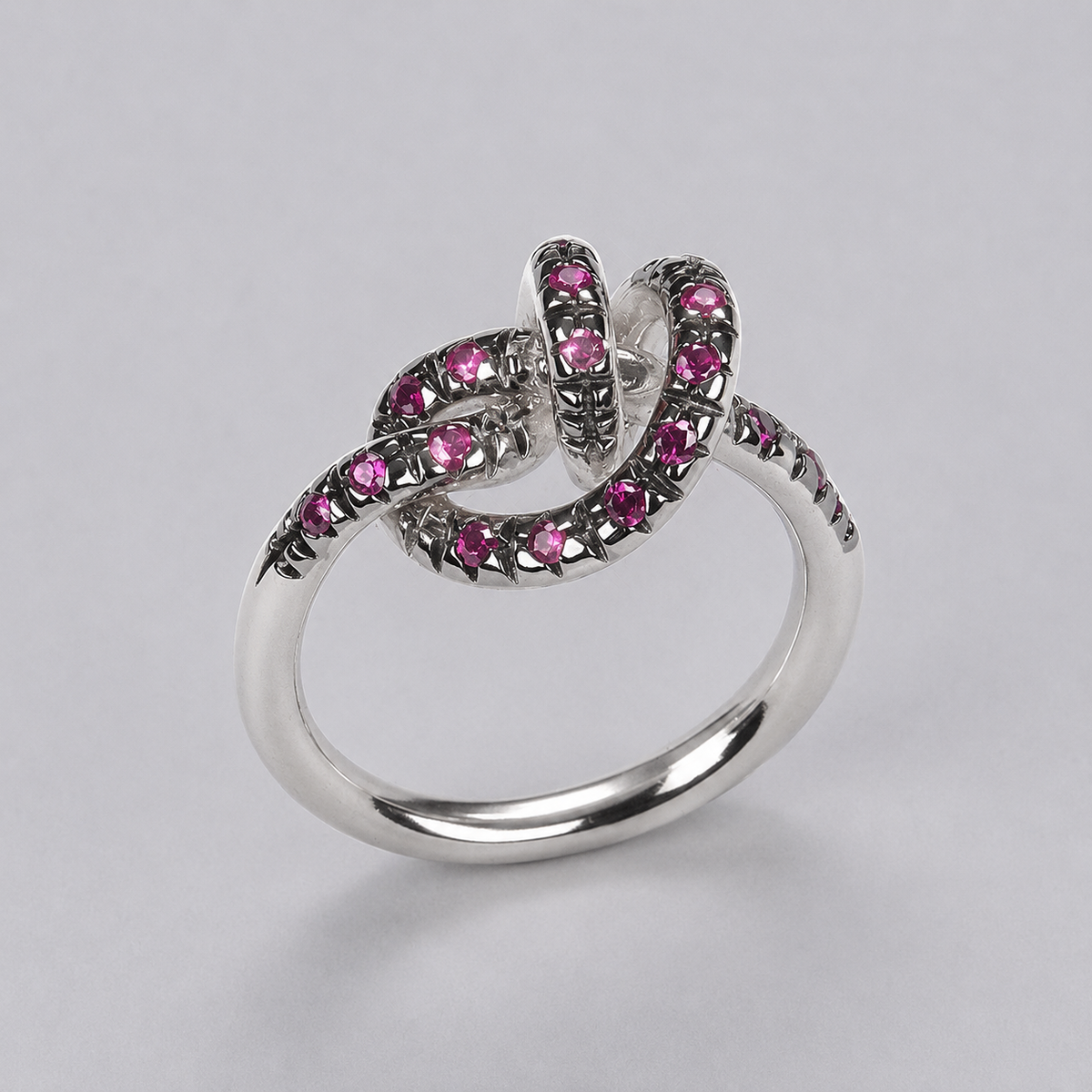 Anello Nodo Pavè Rubini