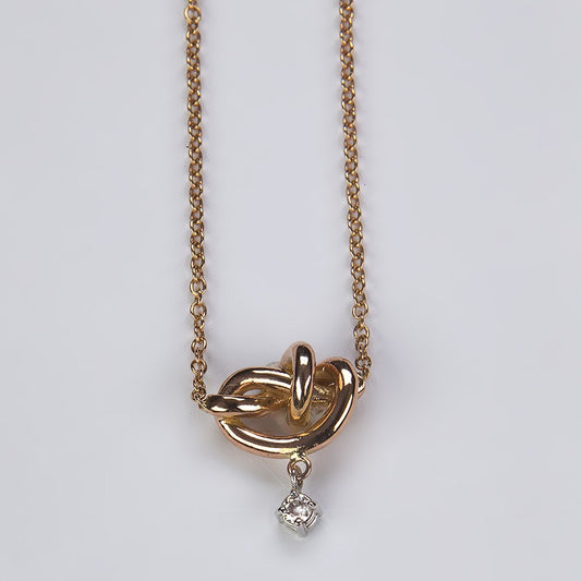 Girocollo Nodo Diamante pendente